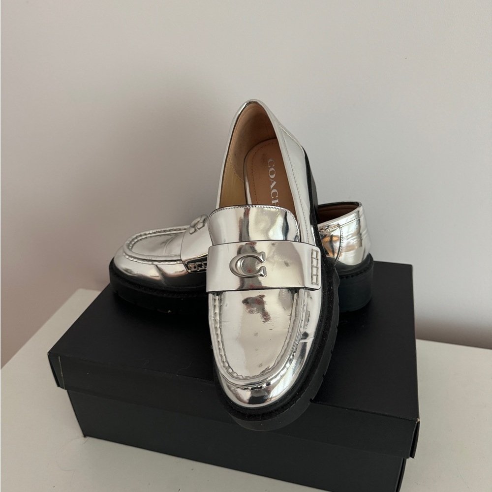 Coach leather metallic loafers - Picture 3 of 5